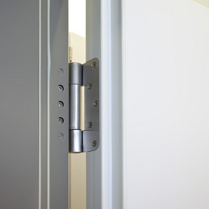 3D hinge pockets
